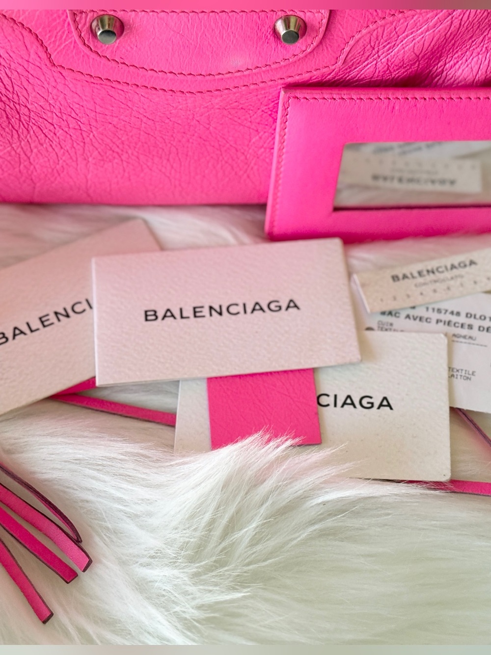 BALENCIAGA CITY BAG BARBIE PINK W/STRAP & MIRROR MOTO BAG MEDIUM ROSE FLUO NEON - Picture 3 of 15